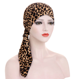 Curved Tail Turban Hat Flower