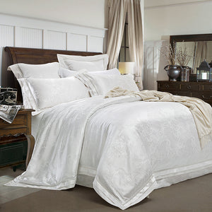Luxury Four-piece Set Of Home Textiles And Bedding