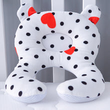 Laden Sie das Bild in den Galerie-Viewer, Beautiful Baby shape pillow