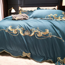 Load image into Gallery viewer, Velvet Four-piece Set Solid Color Embroidered Quilt Set Bed Sheet