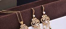 Laden Sie das Bild in den Galerie-Viewer, Freshwater Pearl Set Earring Pendant Accsessories Set for occasions