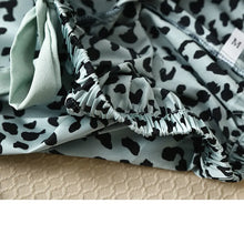 Laden Sie das Bild in den Galerie-Viewer, Lisacmvpnel Leopard Print Women Pajama Set Ice Silk Soft Touch Long Sleeve Suit Pyjamas