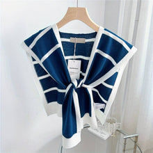 Laden Sie das Bild in den Galerie-Viewer, Classic Striped Knitted Shawl Elegant Warm Wrap Long Sleeve Jacket
