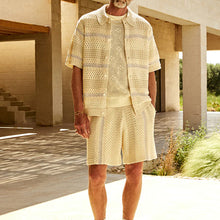 Cargar imagen en el visor de la galería, Samo Zaen Knitted Cardigan Shorts Color Matching Two-piece Suit Men