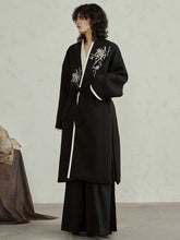 Laden Sie das Bild in den Galerie-Viewer, Black Big Size Embroidery Long Woolen Coat New V-neck Long Sleeve