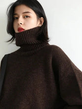 Laden Sie das Bild in den Galerie-Viewer, Women&#39;s Sweater Loose Turtleneck Sweaters Warm Solid Pullover Knitwear