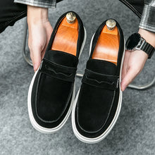 Laden Sie das Bild in den Galerie-Viewer, Solid Brown Slip-On  Sneakers for Men footwear