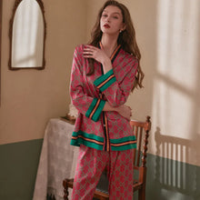 Cargar imagen en el visor de la galería, Long Sleeved Women Pajamas Set Ice Silk Printed Pyjamas