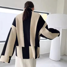 Charger l&#39;image dans la galerie, High Neck Striped Sweater for Women, Black and White, Autumn and Winter Design, Soft and Glutinous Knit Coat, Top