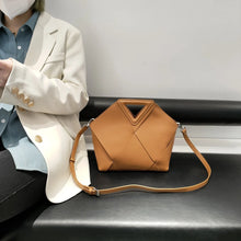 Cargar imagen en el visor de la galería, Luxury Weaving Handbag French Lady Crossbody Shoulder Bag High Quality Leather