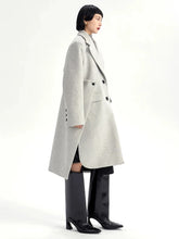 Cargar imagen en el visor de la galería, Loose Fit Gray Irregular Big Size Long Woolen Coat