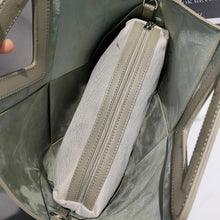 Laden Sie das Bild in den Galerie-Viewer, Luxury Weaving Handbag French Lady Crossbody Shoulder Bag High Quality Leather