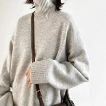 Laden Sie das Bild in den Galerie-Viewer, Women&#39;s Sweater Loose Turtleneck Sweaters Warm Solid Pullover Knitwear