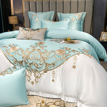 Charger l&#39;image dans la galerie, European Champagne Flower Embroidery Four-piece Luxury Bedding Cover Set