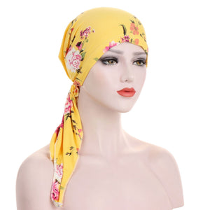 Curved Tail Turban Hat Flower