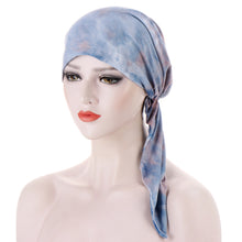 Charger l&#39;image dans la galerie, Curved Tail Turban Hat Flower