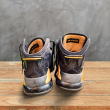 Laden Sie das Bild in den Galerie-Viewer, Second Hand Air Jordan Sport Shoes