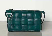 Laden Sie das Bild in den Galerie-Viewer, Weaving Luxury Handbags Bag Padded Cassette Genuine Leather One-shoulder - FUCHEETAH