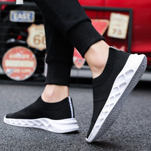 Cargar imagen en el visor de la galería, Men Socks Sneakers Athletic Breathable Mesh Super Light Slip-on Footwear - FUCHEETAH