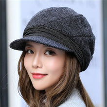 Laden Sie das Bild in den Galerie-Viewer, Octagonal hats for women solid color retro  soft newsboy caps - FUCHEETAH