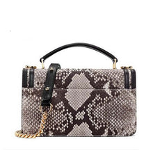 Cargar imagen en el visor de la galería, Luxury gete new  Python skin  Female bag   Fashionable little fragrance women chain package - FUCHEETAH