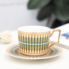 Laden Sie das Bild in den Galerie-Viewer, British Style Luxury Moroccan Coffee Cup and Saucer Set - FUCHEETAH