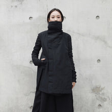 Laden Sie das Bild in den Galerie-Viewer, Irregular Long Type Cotton-padded Loose Coat Solid Black - FUCHEETAH