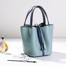 Laden Sie das Bild in den Galerie-Viewer, Newest Genuine Leather Women Bucket Bag Brand Design Real Leather - FUCHEETAH