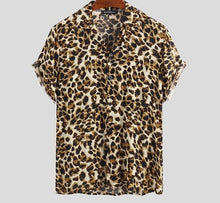 Laden Sie das Bild in den Galerie-Viewer, Samo Zaen Collection Leopard Print Short Sleeve Shirt - FUCHEETAH
