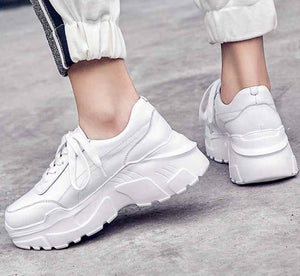 Full grain leather platform streetwear lace up round toe white sneakers