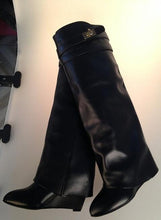 Cargar imagen en el visor de la galería, Wedge Shark Lock Women&#39;s Shoes High knee Boots - FUCHEETAH