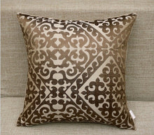 Cargar imagen en el visor de la galería, Complex Embroidery Home Decor Cushion Cover Silk Pillow Cover Decorative - FUCHEETAH